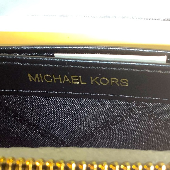 Michael Kors Jet Set Zip Around Card Case 🔥NWT🔥 - Picture 5 of 13